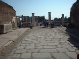 pompeii_road.jpg